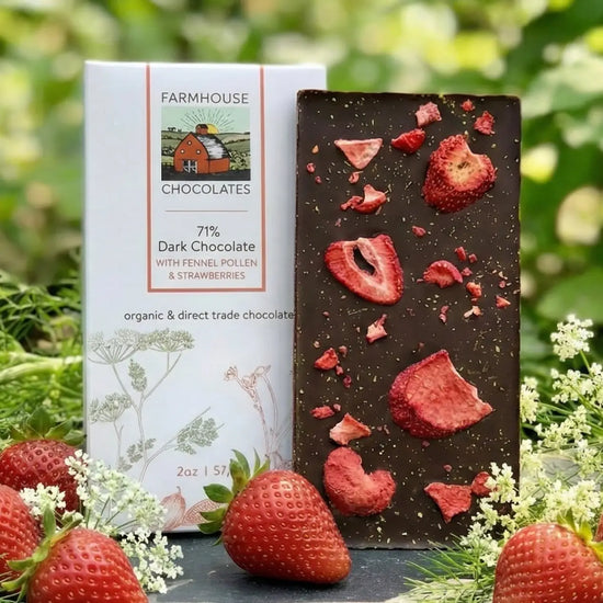 Image of Farmhouse Chocolates 71% Dark Chocolate with Fennel Pollen and Strawberries