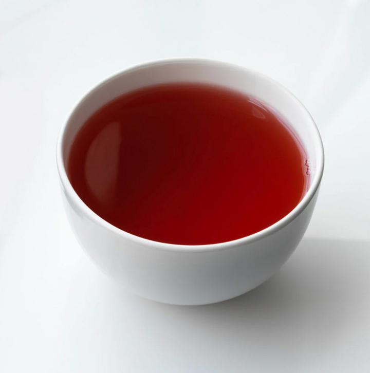 The Meadow Dark Chocolate with Steven Smith Teamaker's Big Hibiscus & Candied Orange