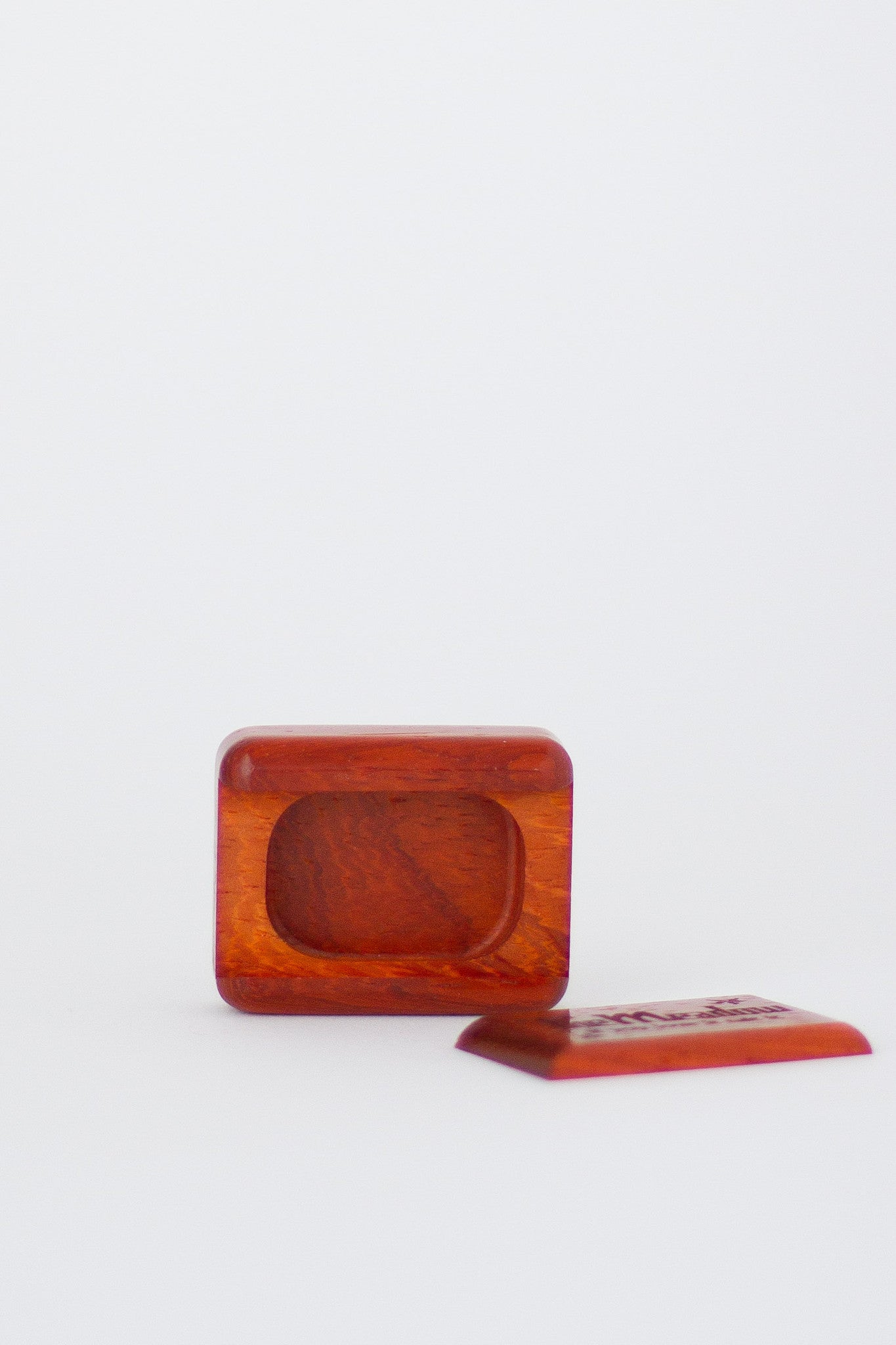 meadow-pocket-salt-box